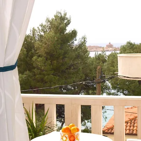 Dani Zelja Апартаменти Макарська