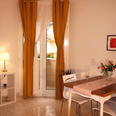 Appartamento Dani Zelja Makarska